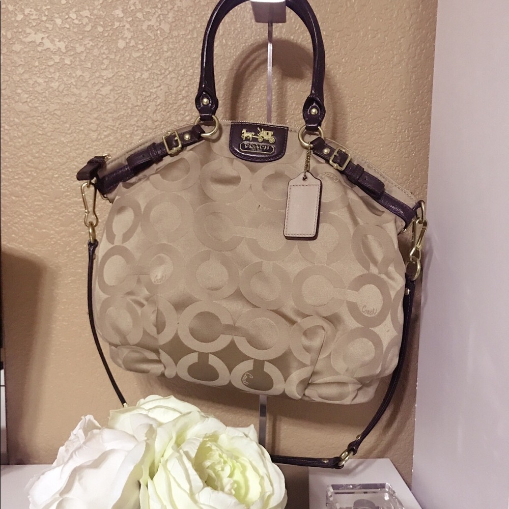 Coach tan bag like new
